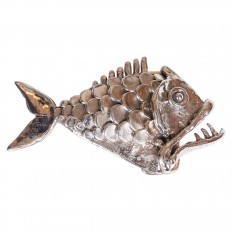 Modernist fish buckle