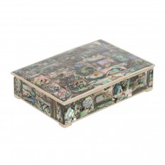 Covered alpaca and abalone box